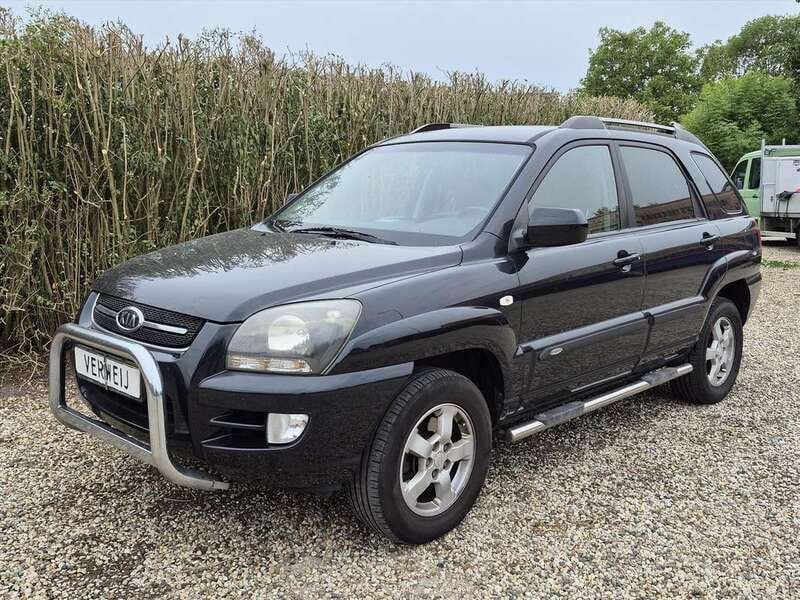 Zwart Gebruikt 2008 Kia Sportage SUV | € 3.750 (Eerlijke prijs) - Afbeelding 1/4