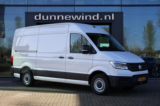 Wit Occasion 2024 VW Crafter Van | € 38.495 (Eerlijke prijs) - Afbeelding 1/4