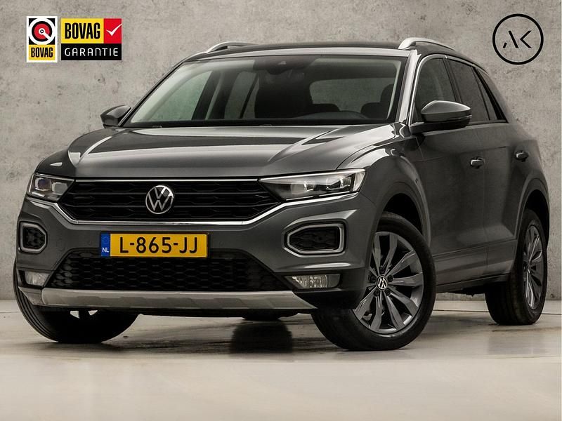 Grijs (metallic) Occasion 2021 VW T-Roc Sportline SUV | € 18.945 (Eerlijke prijs) - Afbeelding 1/4