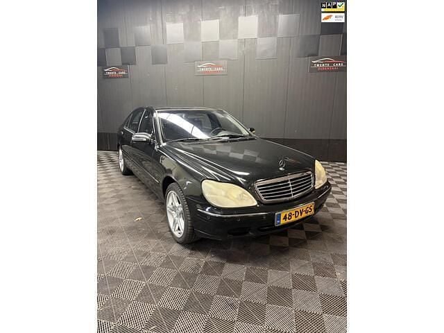 Zwart Occasion 2000 Mercedes S500 Sedan | € 3.950 (Super prijs) - Afbeelding 1/4