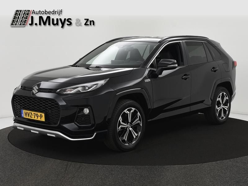 Zwart Gebruikt 2020 Suzuki Across Style SUV | € 30.885 (Goede deal) - Afbeelding 1/4