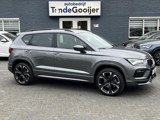 Grijs Gebruikt 2024 Cupra Ateca SUV | € 41.900 (Iets duurder) - Afbeelding 1/4