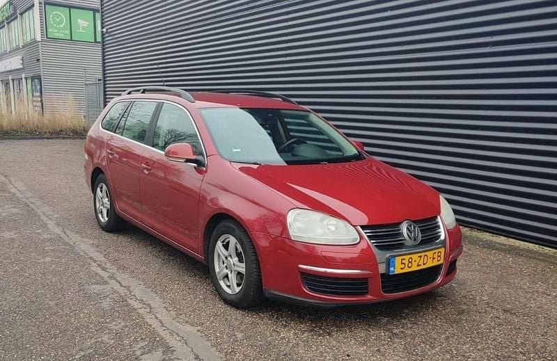 Occasion VW Golf V Comfortline 140 PK (102 kW) 2008 Rood Stationwagen