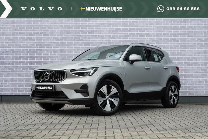 Grijs Gebruikt 2022 Volvo XC40 SUV | € 32.899 (Goede deal) - Afbeelding 1/4
