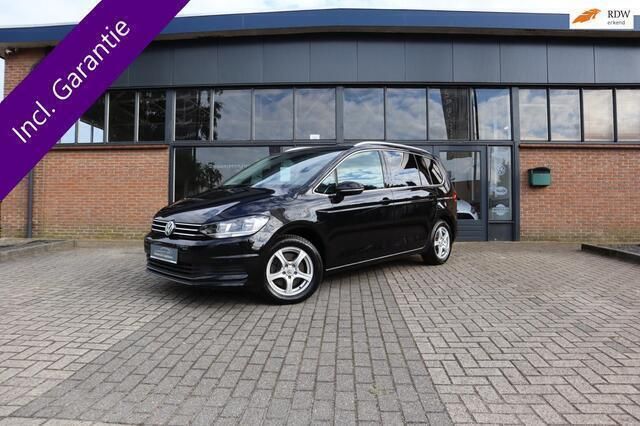Zwart Gebruikt 2016 VW Touran Highline MPV | € 16.450 (Super prijs) - Afbeelding 1/4