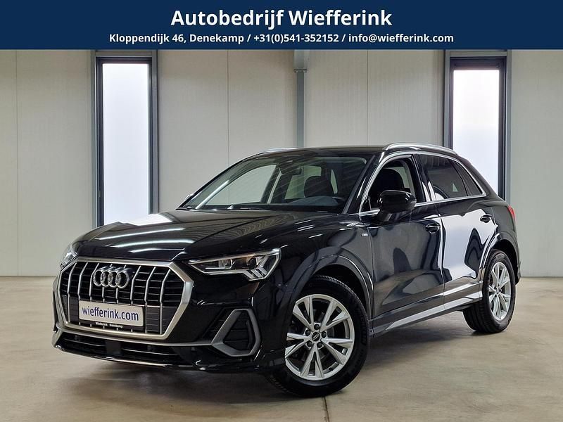 Zwart Gebruikt 2023 Audi Q3 S-Line SUV | € 42.950 (Goede deal) - Afbeelding 1/4