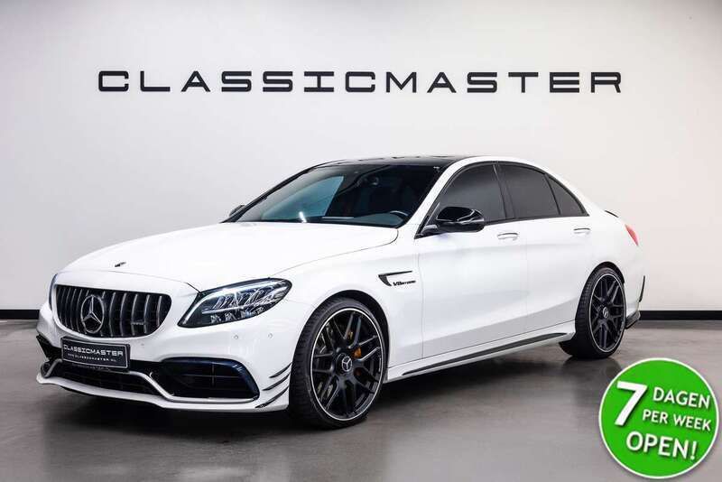 Wit, metallic lak Gebruikt 2020 Mercedes C63 AMG AMG Sedan | € 84.950 - Afbeelding 1/4