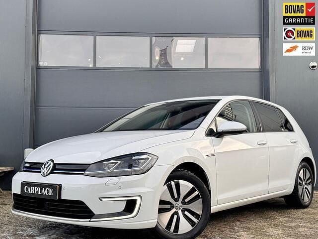 Wit Occasion 2019 VW e-Golf Hatchback | € 10.950 (Goede deal) - Afbeelding 1/4