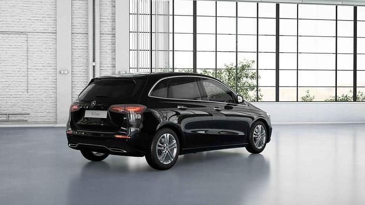 Occasion Mercedes B250e Luxury 218 PK (160 kW) 2023 Zwart MPV