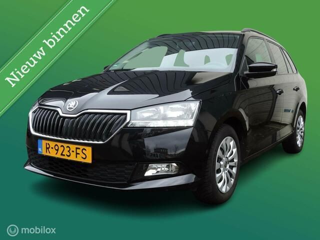 Zwart Gebruikt 2022 Skoda Fabia Ambition Stationwagen | € 12.950 (Eerlijke prijs) - Afbeelding 1/4