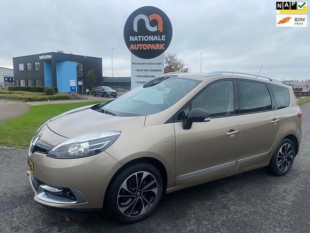 Bruin Gebruikt 2014 Renault Grand Scénic III Bose Edition MPV | € 3.999 (Super prijs) - Afbeelding 1/4