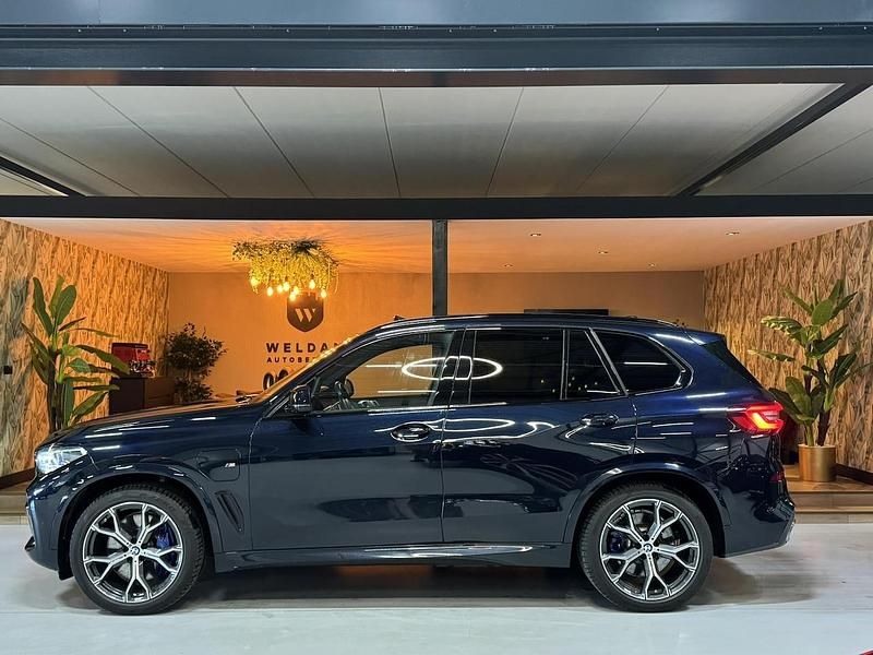 Blauw Occasion 2021 BMW X5 Executive SUV | € 57.990 (Eerlijke prijs) - Afbeelding 1/4