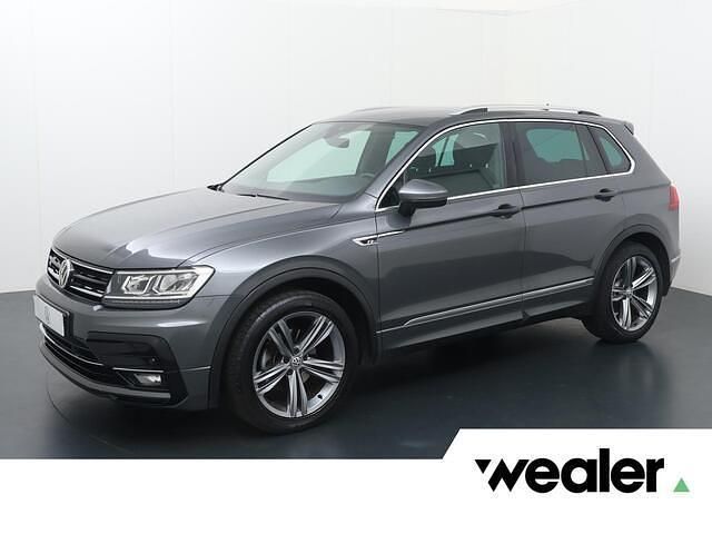 Grijs Gebruikt 2020 VW Tiguan Highline SUV | € 35.440 (Duur) - Afbeelding 1/4