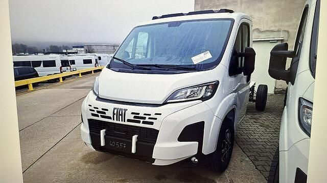 Wit Nieuw 2025 Fiat Ducato Van | € 24.800 - Afbeelding 1/4