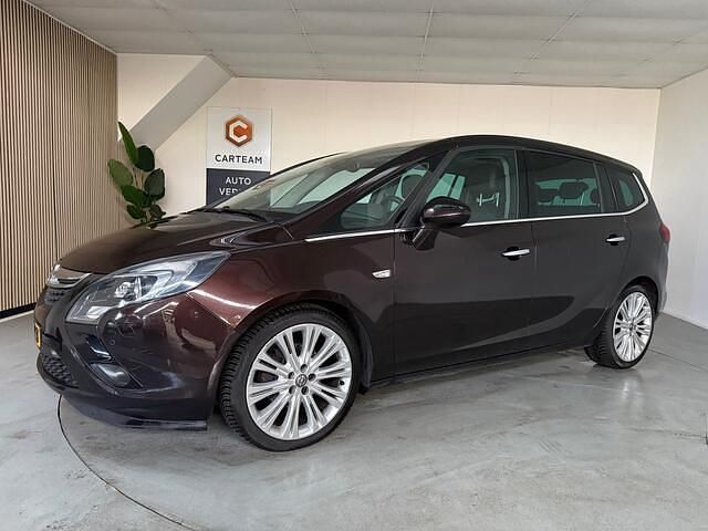 Bruin (metallic) Occasion 2012 Opel Zafira Tourer Cosmo MPV | € 5.950 (Duur) - Afbeelding 1/4