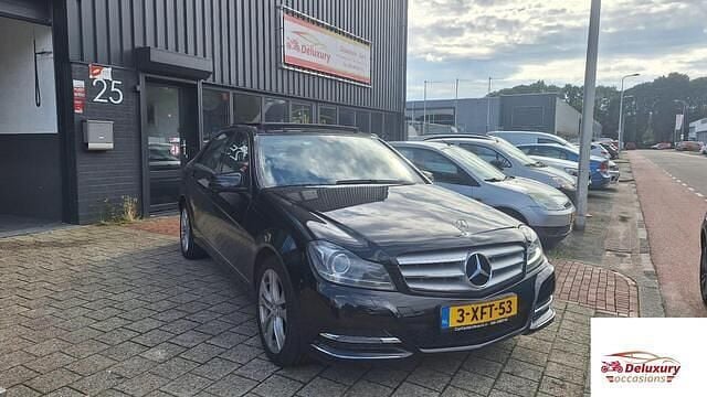 Zwart Gebruikt 2013 Mercedes C350 Avantgarde Sedan | € 11.999 - Afbeelding 1/4