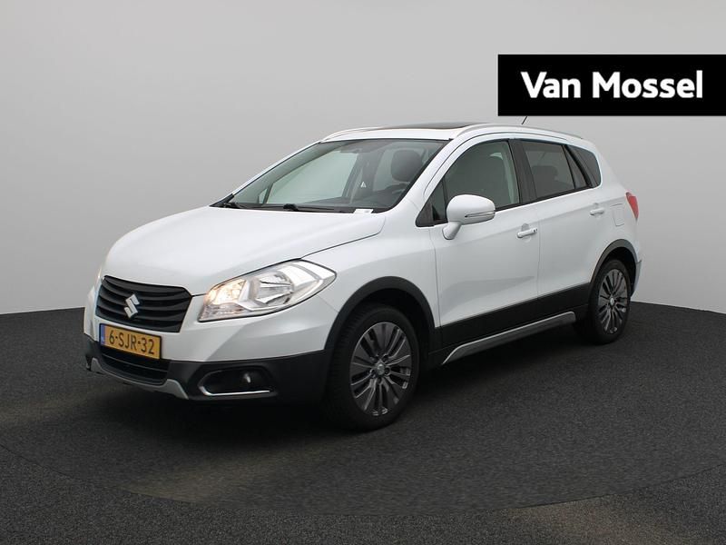 Wit Gebruikt 2013 Suzuki SX4 S-Cross Exclusive SUV | € 10.400 (Eerlijke prijs) - Afbeelding 1/4
