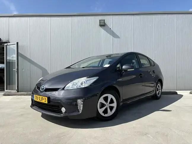 Grijs Gebruikt 2012 Toyota Prius Comfort Hatchback | € 9.999 (Eerlijke prijs) - Afbeelding 1/4