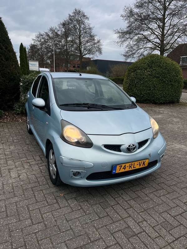 Blauw Gebruikt 2005 Toyota Aygo Sport Hatchback | € 1.850 (Eerlijke prijs) - Afbeelding 1/4