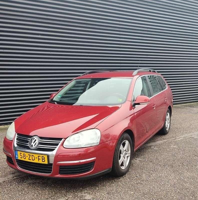 Occasion VW Golf V Comfortline 140 PK (102 kW) 2008 Rood Stationwagen