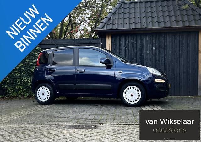 Blauw Gebruikt 2013 Fiat Panda Lounge Hatchback | € 3.999 (Goede deal) - Afbeelding 1/4