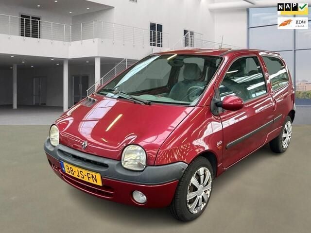 Rood Gebruikt 2002 Renault Twingo Hatchback | € 1.199 (Goede deal) - Afbeelding 1/4