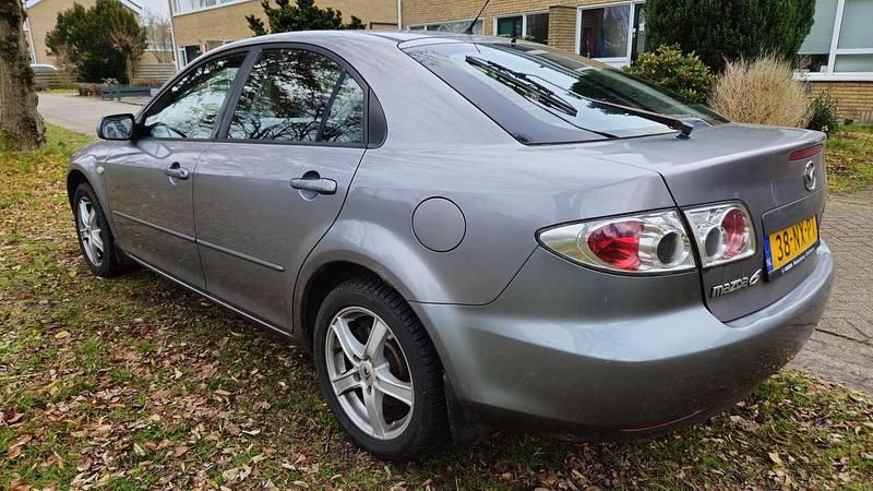 Occasion 2004 Mazda 6 Touring Hatchback | € 1.100 (Eerlijke prijs) - Afbeelding 1/4