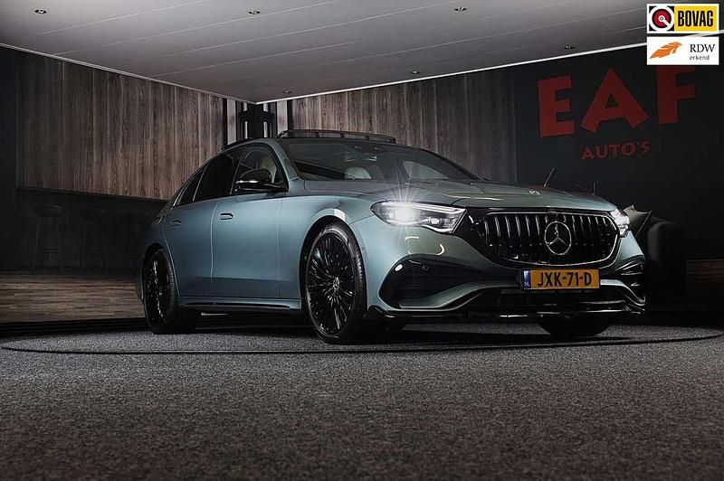Occasion Mercedes E53 AMG AMG 313 PK (230 kW) 2023 Grijs (metallic) Sedan