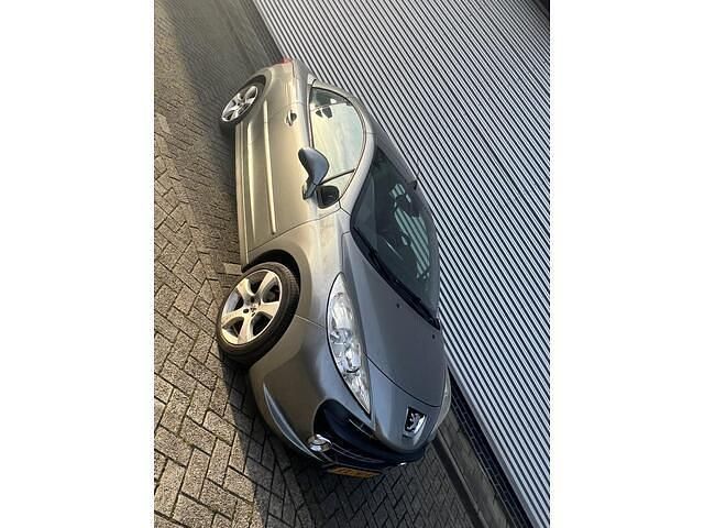 Occasion Peugeot 207 CC Roland Garros 120 PK (88 kW) 2008 Grijs (metallic) Cabriolet