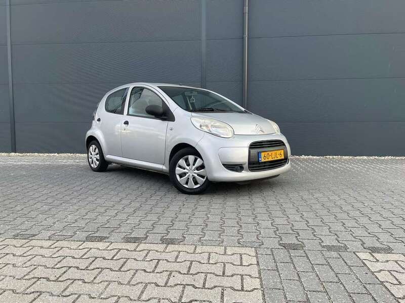 Grijs Gebruikt 2010 Citroën C1 Hatchback | € 3.195 (Eerlijke prijs) - Afbeelding 1/4