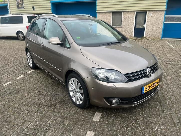 Gebruikt 2011 VW Golf Plus Cross MPV | € 7.450 (Eerlijke prijs) - Afbeelding 1/4