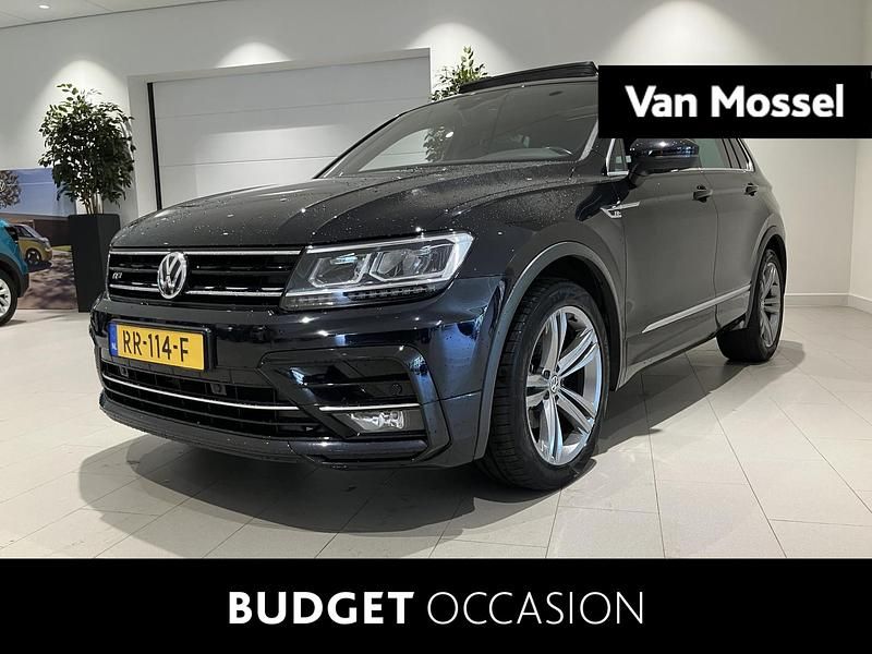Zwart Gebruikt 2018 VW Tiguan Highline SUV | € 23.900 (Eerlijke prijs) - Afbeelding 1/4