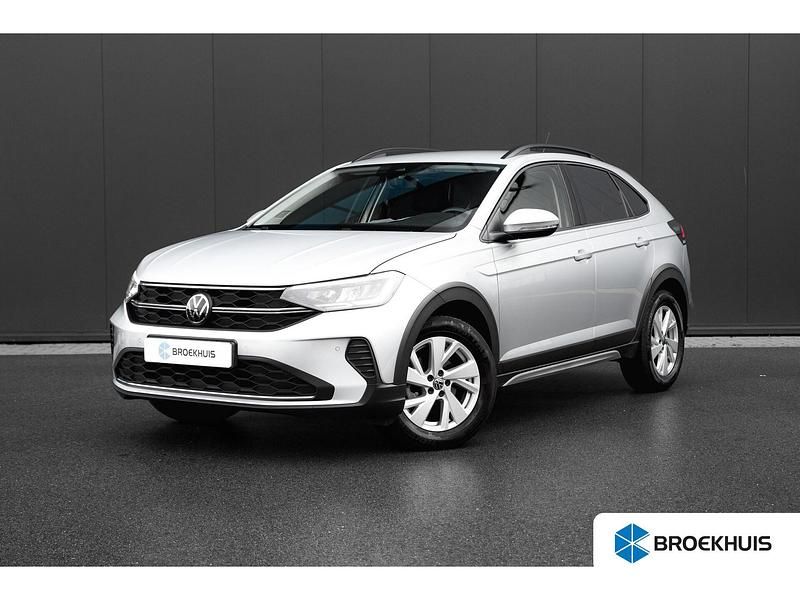 Grijs Occasion 2023 VW Taigo Life SUV | € 19.900 (Super prijs) - Afbeelding 1/4