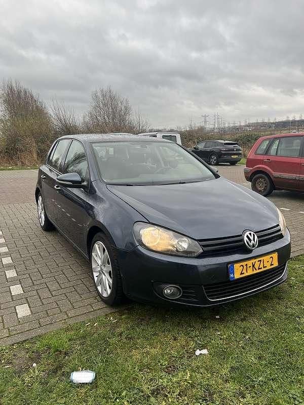 Occasion 2010 VW Golf Team Sedan | € 5.500 (Eerlijke prijs) - Afbeelding 1/4
