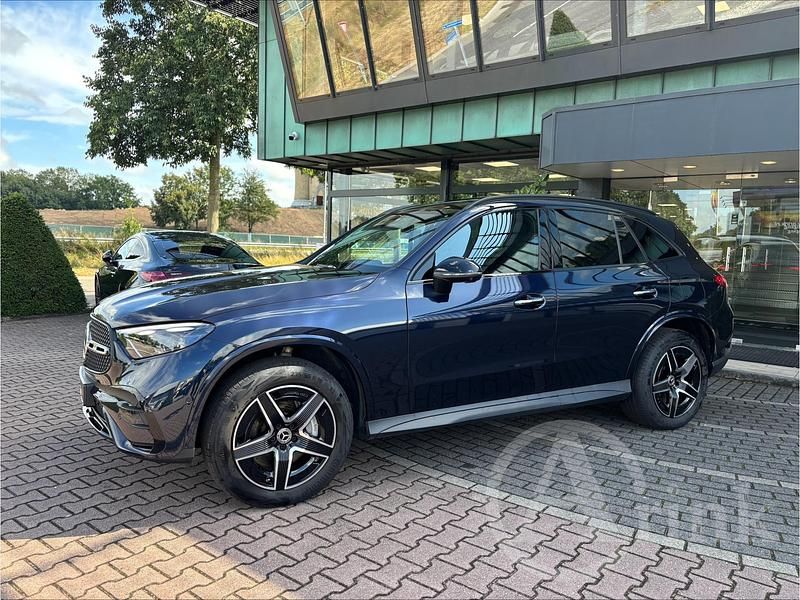 Occasion Mercedes GLC300e AMG line 2024 Blauw SUV