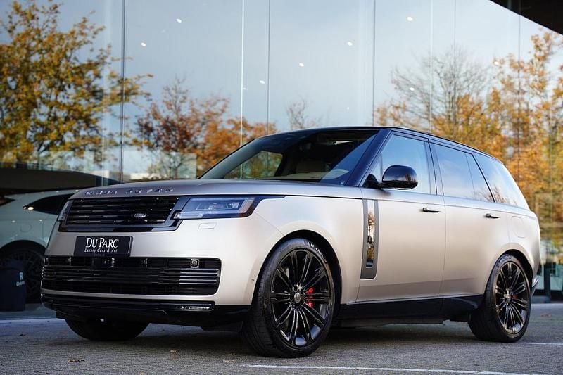 Goud Gebruikt 2024 Land Rover Range Rover SUV | € 179.888 - Afbeelding 1/4