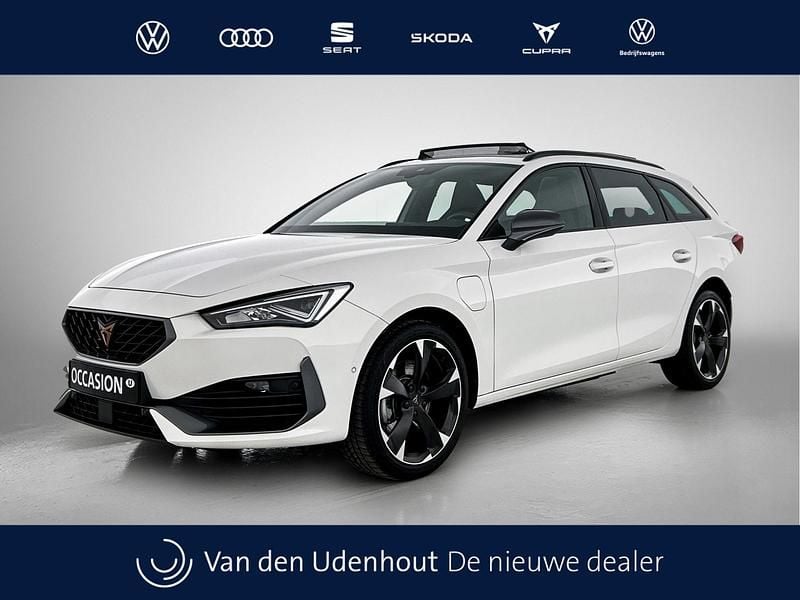 Wit Gebruikt 2021 Cupra Leon Stationwagen | € 26.740 (Eerlijke prijs) - Afbeelding 1/4