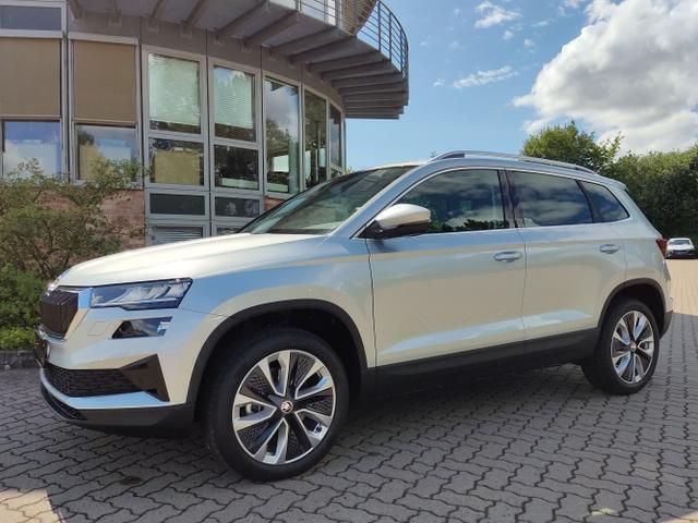 Zilver Gebruikt 2023 Skoda Karoq Style SUV | € 39.086 - Afbeelding 1/4