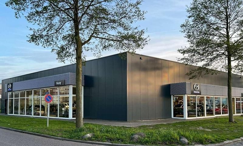 Nieuw Mazda CX-30 Nagisa 140 PK (102 kW) 2025 Zwart (metallic) SUV