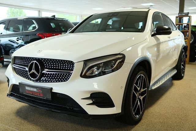 Wit Gebruikt 2017 Mercedes GLC250 AMG line Coupé | € 34.950 (Goede deal) - Afbeelding 1/4