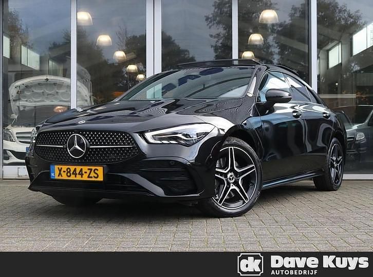 Occasion Mercedes CLA250e AMG line 218 PK (160 kW) 2024 Zwart Sedan