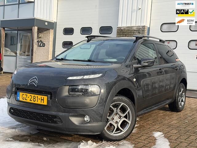Zwart Occasion 2015 Citroën C4 PureTech SUV | € 8.450 (Eerlijke prijs) - Afbeelding 1/4