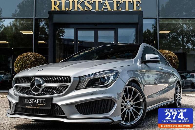 Grijs, metallic lak Gebruikt 2014 Mercedes CLA250 AMG Sedan | € 16.900 (Eerlijke prijs) - Afbeelding 1/4