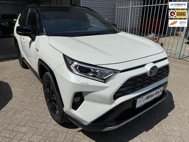 Wit Gebruikt 2021 Toyota RAV4 SUV | € 32.950 (Goede deal) - Afbeelding 1/4