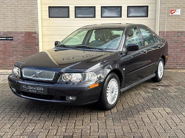 Zwart Gebruikt 2005 Volvo S40 Sedan | € 2.950 - Afbeelding 1/4