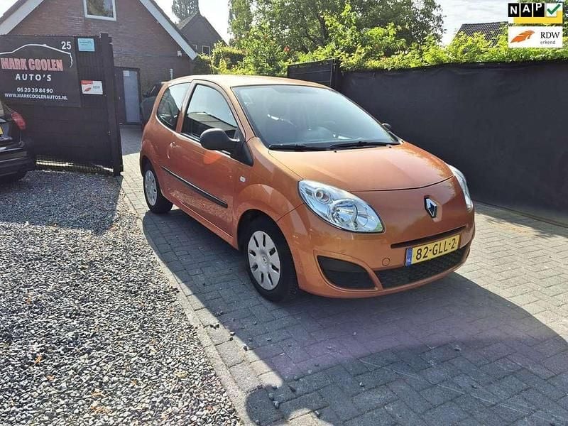 Oranje, metallic lak Gebruikt 2008 Renault Twingo Authentique Hatchback | € 1.599 (Eerlijke prijs) - Afbeelding 1/4