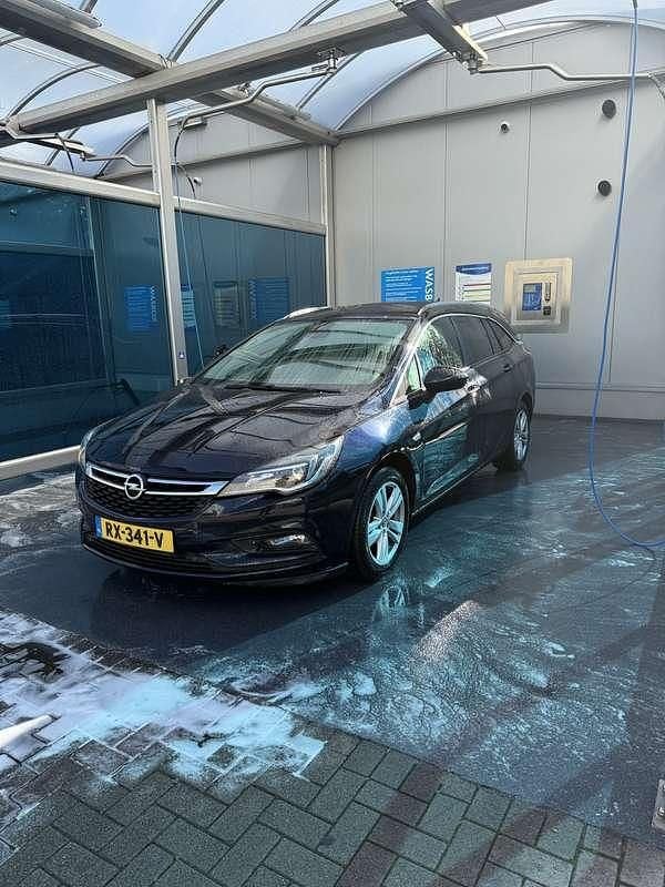 Blauw Gebruikt 2018 Opel Astra Business Stationwagen | € 7.750 (Goede deal) - Afbeelding 1/4