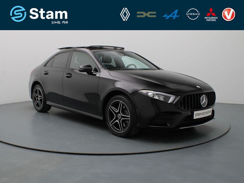 Zwart Gebruikt 2021 Mercedes A250 Business Sedan | € 30.990 (Eerlijke prijs) - Afbeelding 1/4