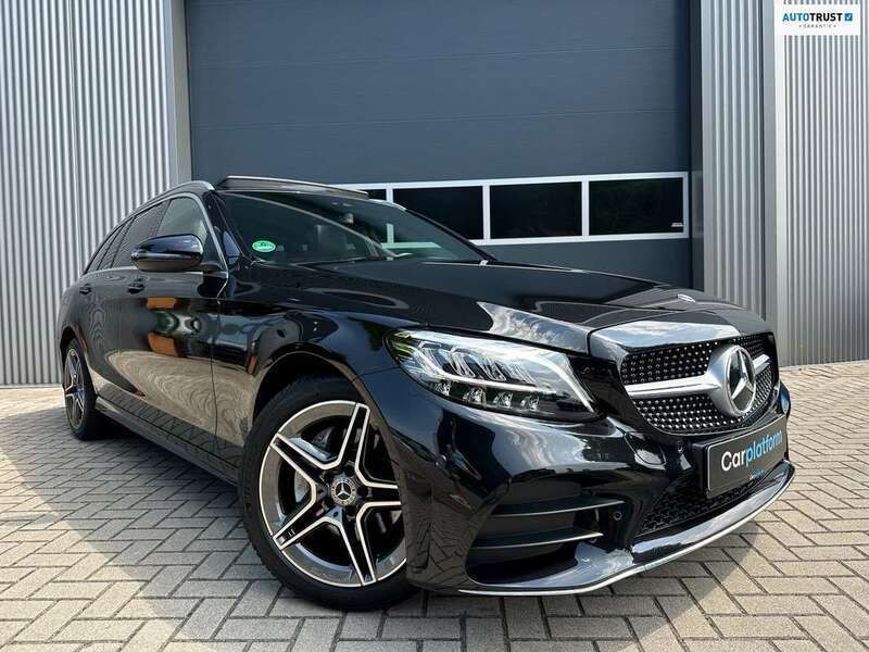 Zwart, metallic lak Gebruikt 2019 Mercedes C200 Premium Plus Stationwagen | € 28.950 (Eerlijke prijs) - Afbeelding 1/4