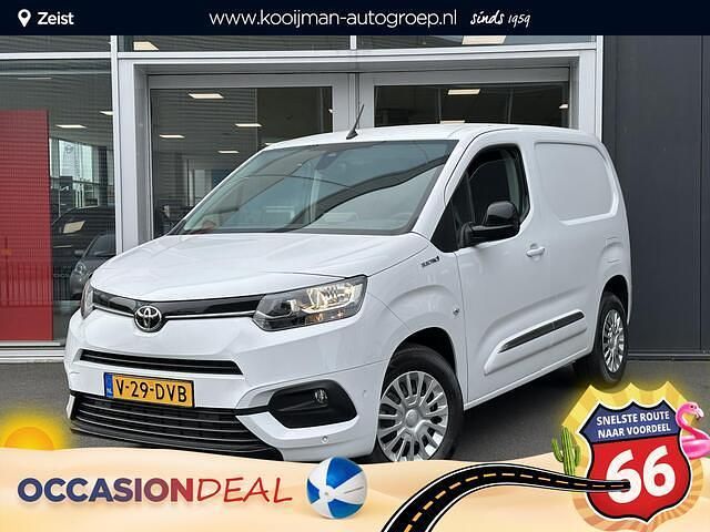 Wit Gebruikt 2024 Toyota Proace City City Van | € 32.300 - Afbeelding 1/4